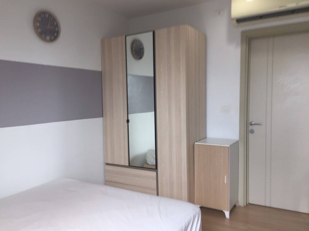 เดอะเบส พระรามเก้า 26ตรม. ชั้น17 กั้นนอน 8,000บ. 092-597-4998