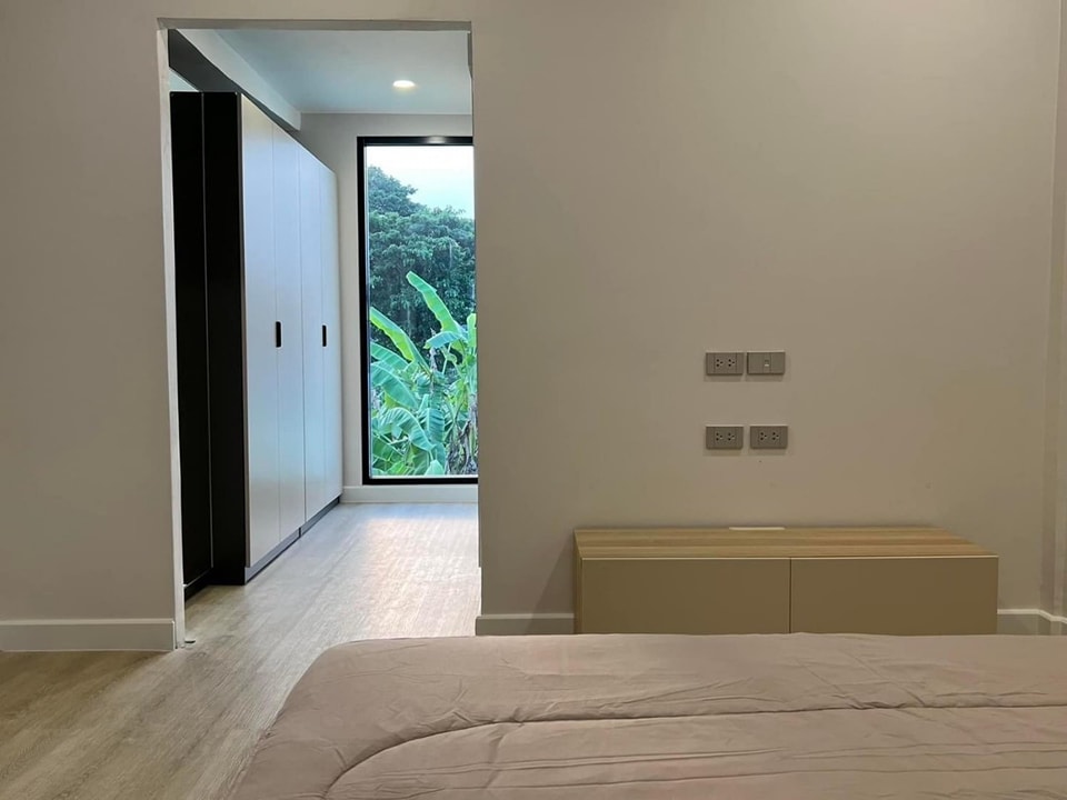 S-HEPD101  เอกมัย22 ปรีดี-พนมยงค์41 ขนาด 30ตรว. พื้นที่ใช้สอย 200ตรม. 4นอน 3น้ำ (จอดรถได้ 2 คัน) 18.5ล้าน 064-959-8900