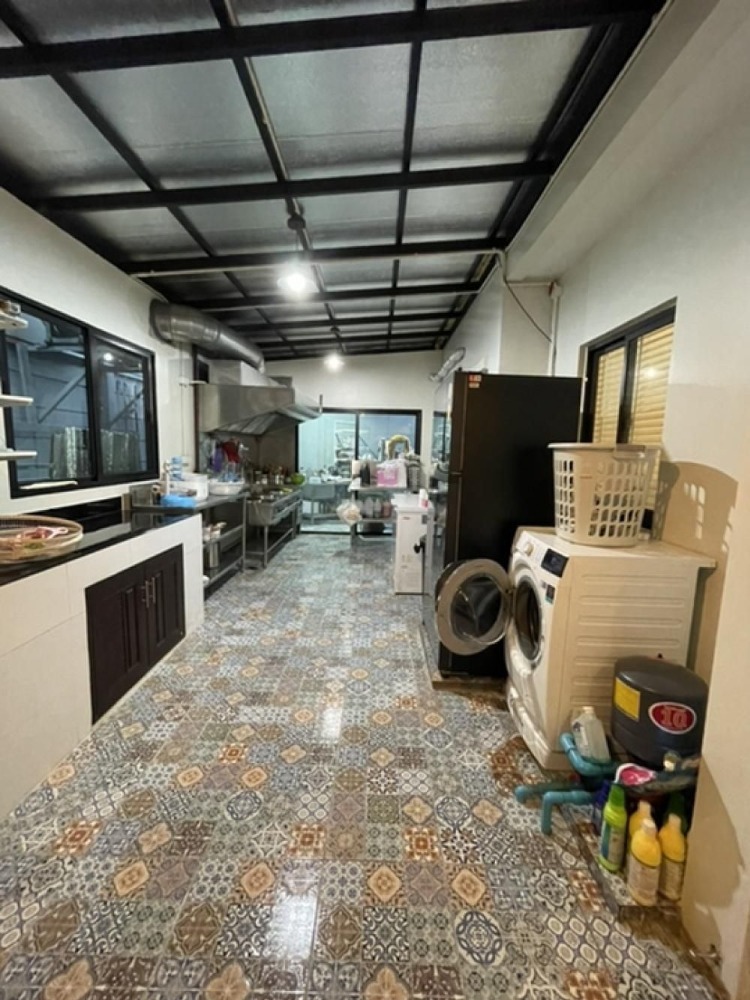 S-HPEP101 ขาย บ้านเดี่ยว เดอะ แพลนท์ เอลิท พัฒนาการ 38 3ชั้น ขนาด 89ตร.ว. พื้นที่ใช้สอย 273ตร.ม.  5นอน 5น้ำ 43.26ล้าน 064-959-8900