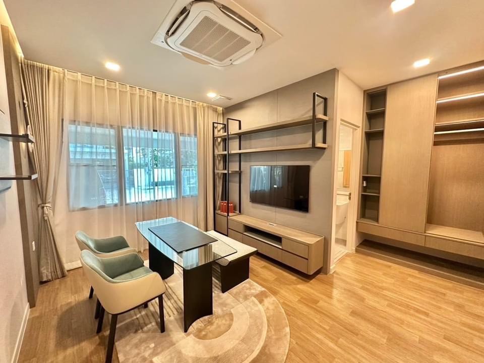 S-HMBN102 ขาย บ้านเดี่ยว หมู่บ้านมัณฑนา กม.15 2ชั้น วิวเมือง 240ตรม. 76ตรว. 4นอน 5น้ำ 22.9 ล้าน  064-959-8900