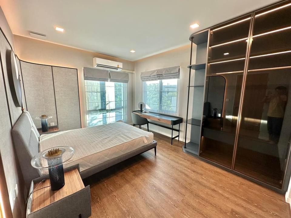 S-HMBN102 ขาย บ้านเดี่ยว หมู่บ้านมัณฑนา กม.15 2ชั้น วิวเมือง 240ตรม. 76ตรว. 4นอน 5น้ำ 22.9 ล้าน  064-959-8900