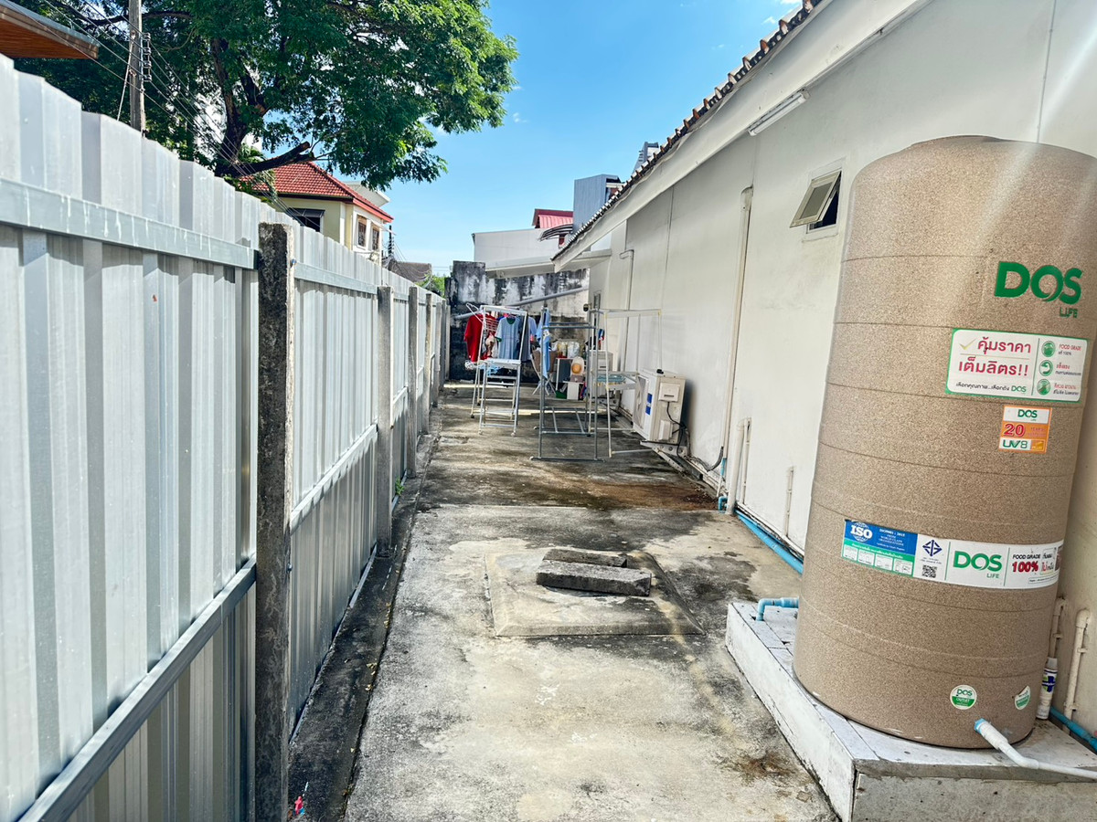 S-LPNK101 ขายที่ ดินถมแล้ว ซอยพัฒนาการ 69 ตารางวาละ 50,000 บาท ราคาขายรวมเพียง 6.35 ล้าน 098-254-5162