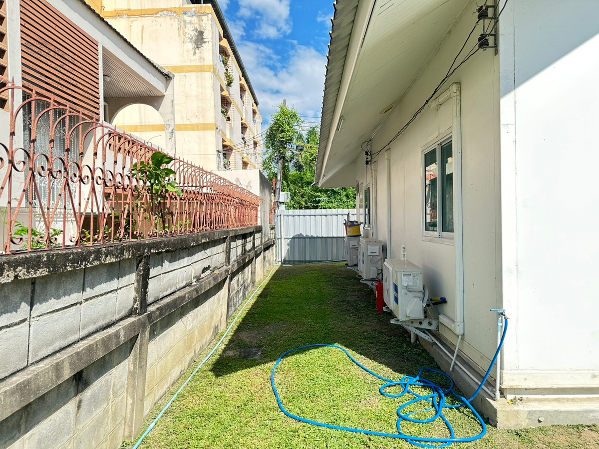 S-LPNK101 ขายที่ ดินถมแล้ว ซอยพัฒนาการ 69 ตารางวาละ 50,000 บาท ราคาขายรวมเพียง 6.35 ล้าน 098-254-5162