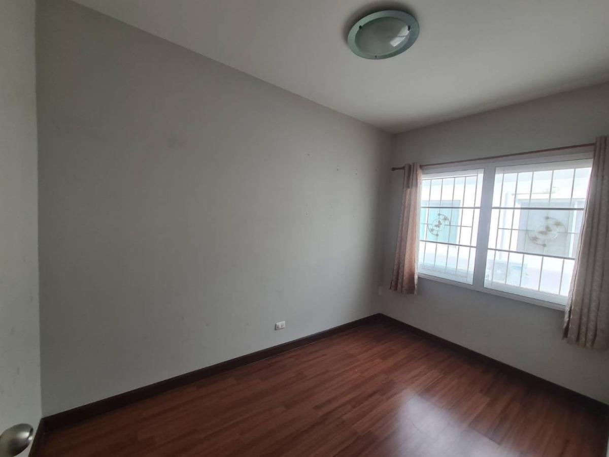 S-TPEK101 ขาย ทาว์นโฮม หมู่บ้านเดอะพลีโน่ เอกชัย-กาญจนาภิเษก 20 ตรว. 2ชั้น 3นอน 2น้ำ 3.25 ล้าน 064-959-8900