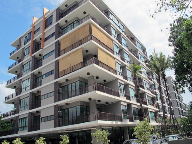 Mountain-Front-Condominium
