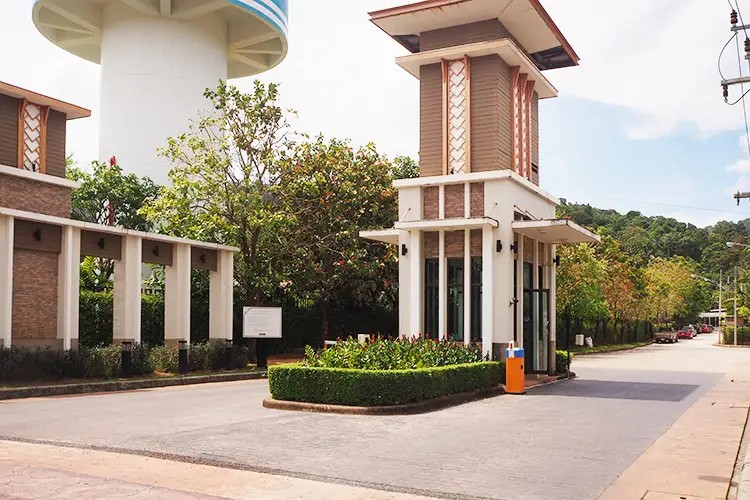 ภัสสร-กะทู้-ป่าตอง